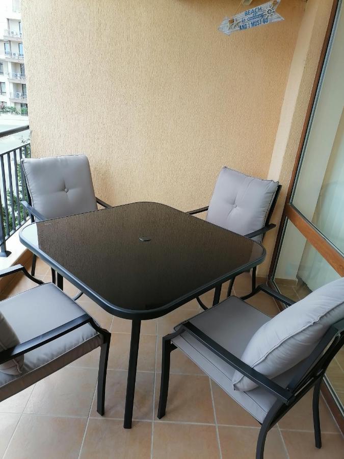 Bright Studio With Parking & Pool Sveti Vlas Exterior foto